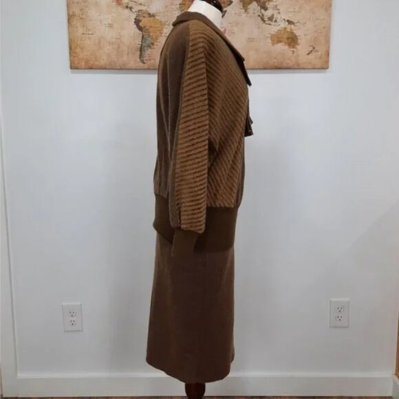 Vtg 70s wool skirt & sweater set - OSDI-A brand - Picture 2 of 12